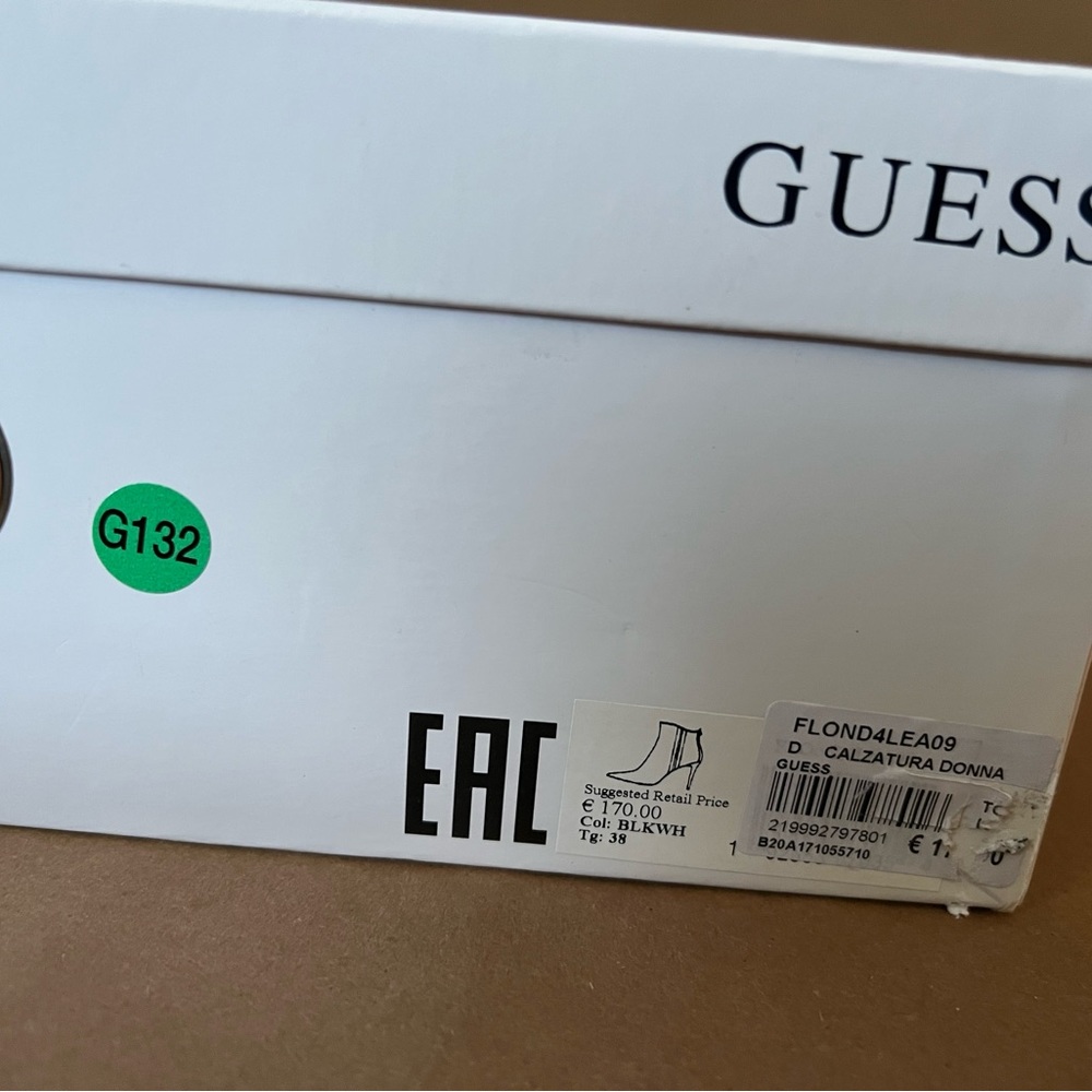 GUESS leather booties - Picture 6 of 7
